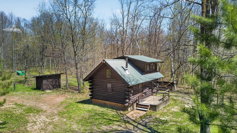 32710 Kettle River Rd, Hinckley, MN 55037