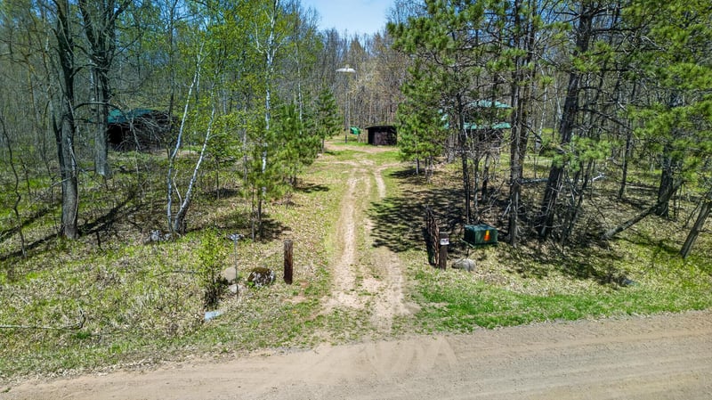 32710 Kettle River Rd, Hinckley, MN 55037