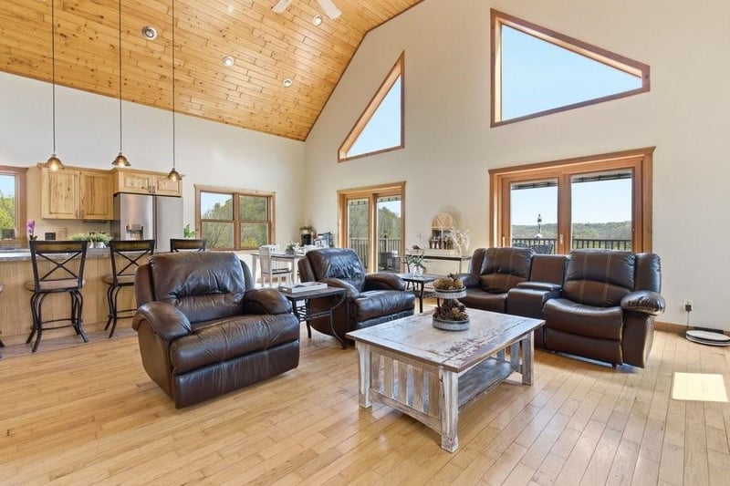 N5063 240th St, Menomonie, WI 54751