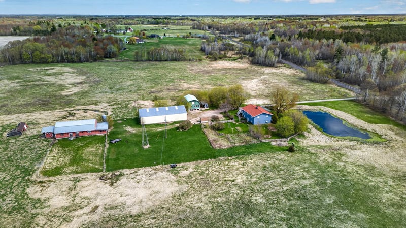 45620 Grand Ave, Harris, MN 55032