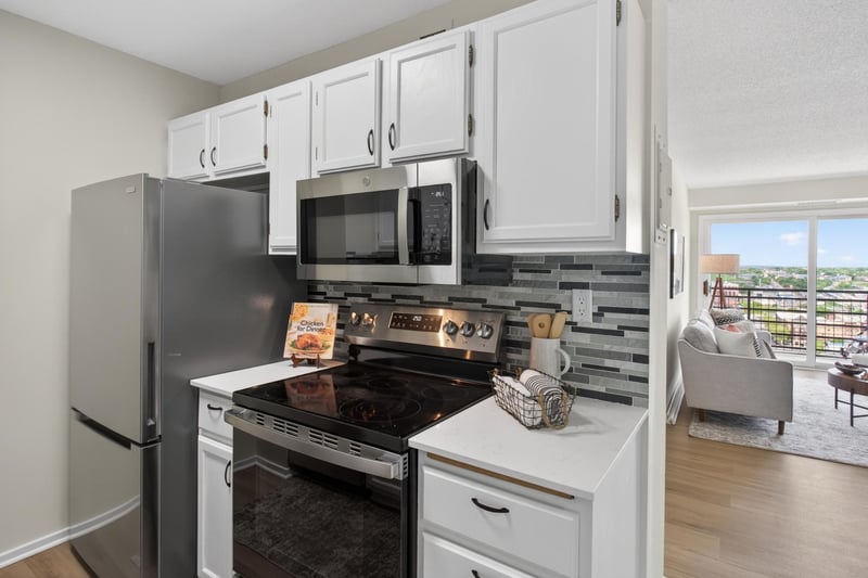 66 9th St E #2102, Saint Paul, MN 55101