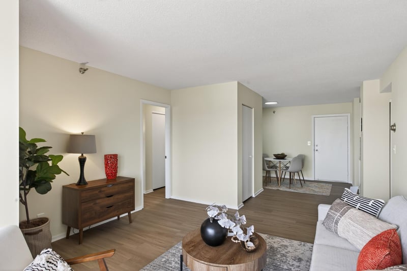 66 9th St E #2102, Saint Paul, MN 55101