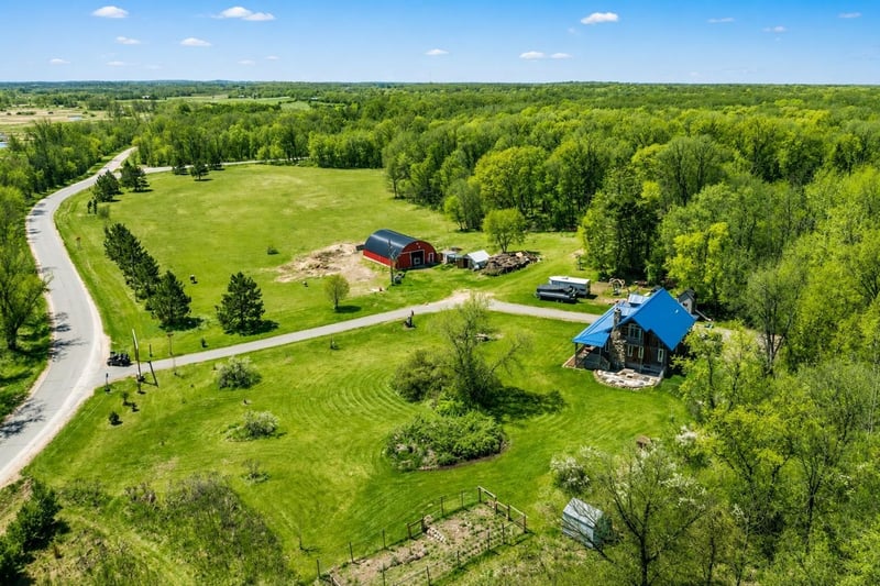 25076 Lagos Rd, Browerville, MN 56438