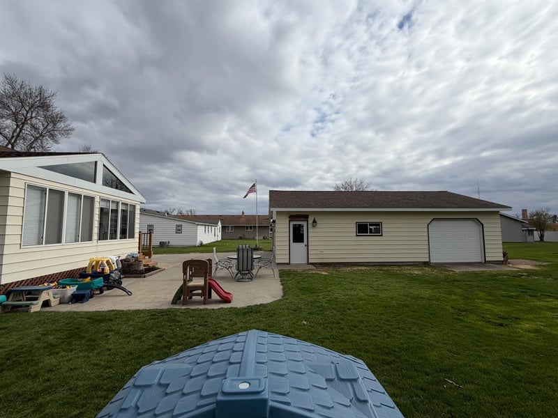 515 Oak St N, Sauk Centre, MN 56378