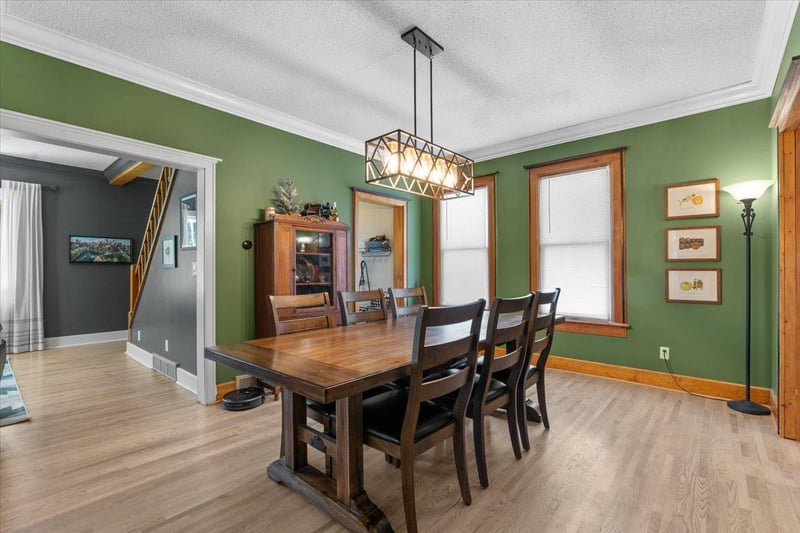 1215 4th Ave S, Stillwater, MN 55082