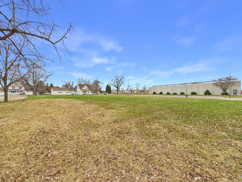 211 Second St SE, Melrose, MN 56352