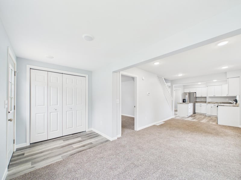 311 W 7th St, Starbuck, MN 56381