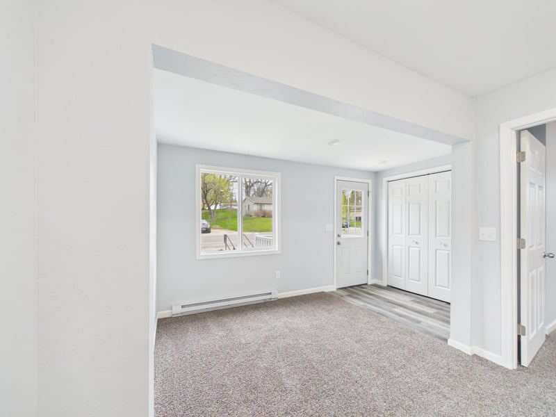 311 W 7th St, Starbuck, MN 56381