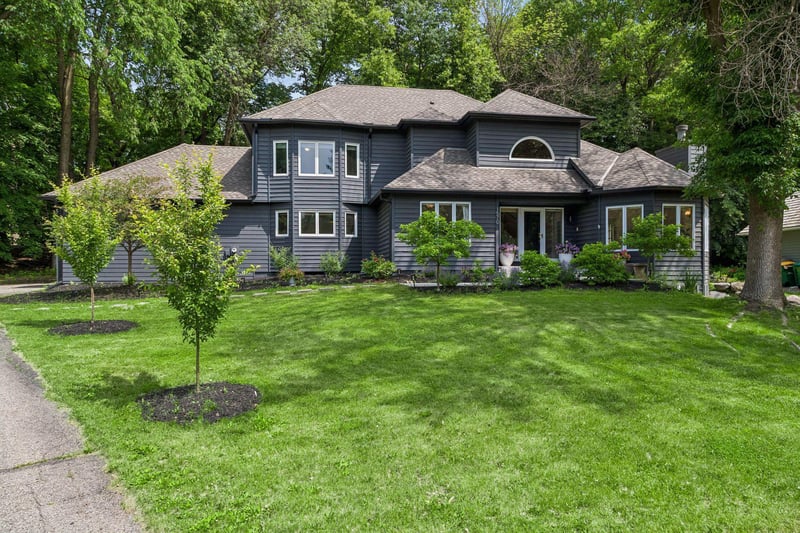 1570 Creek Run Trl, Excelsior, MN 55331