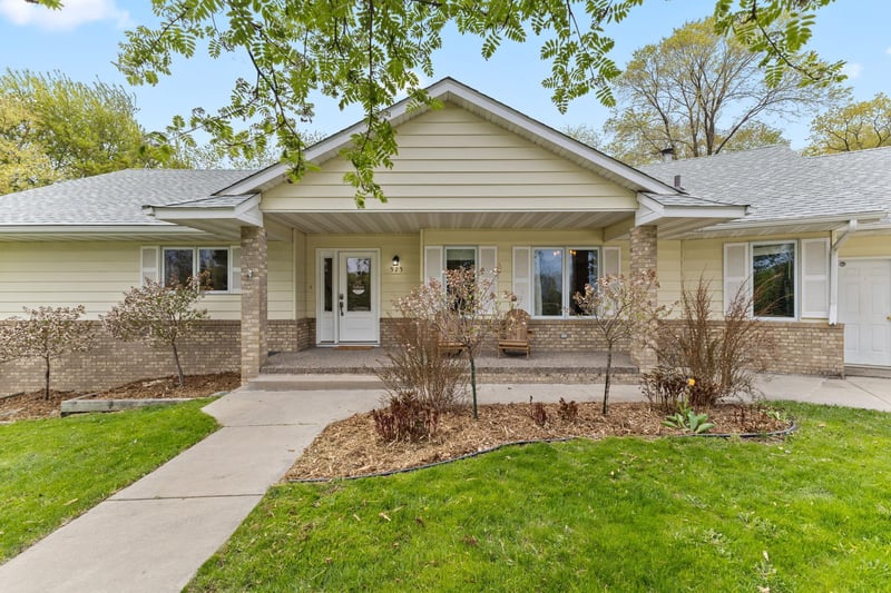 525 County Road 12 S, Buffalo, MN 55313