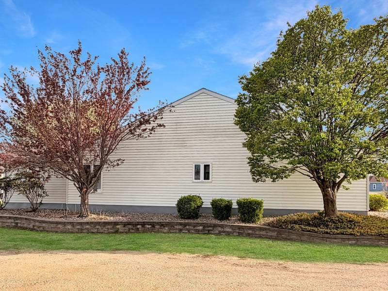 1004 Main St, Edgerton, MN 56128