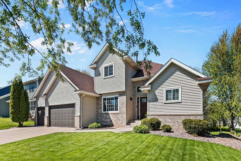 3406 Hartford Rd, Woodbury, MN 55125