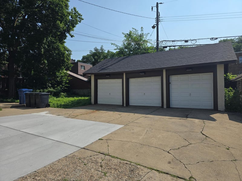 2017 Grand Ave S, Minneapolis, MN 55405