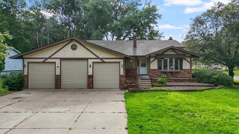 8300 Dupont Ave N, Brooklyn Park, MN 55444