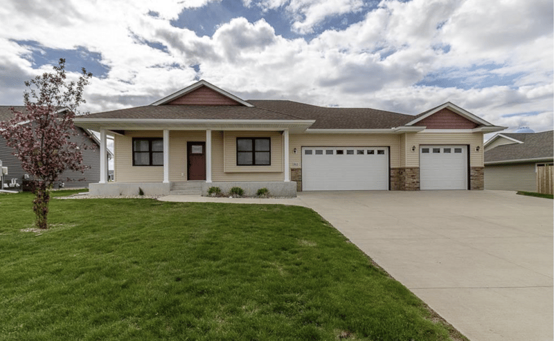 865 Mill Race Rd, Madelia, MN 56062