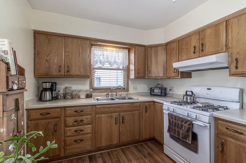 207 Lincoln St SW, Mapleton, MN 56065