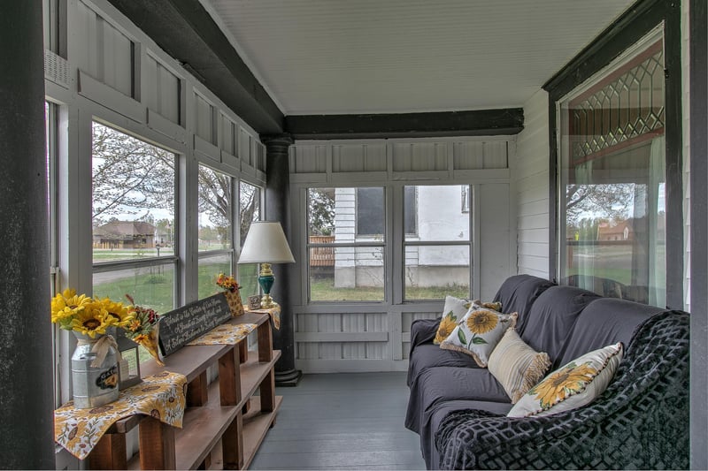 105 N Ciro Ave, Ogilvie, MN 56358