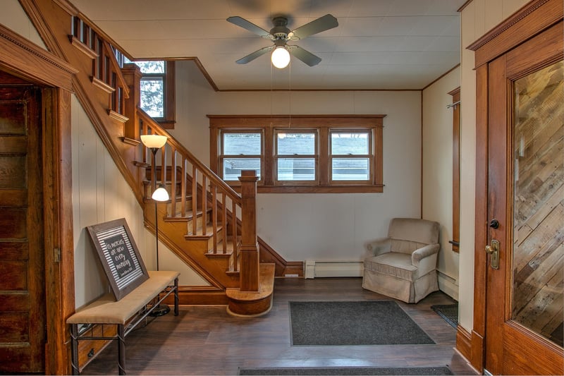105 N Ciro Ave, Ogilvie, MN 56358