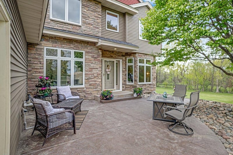24149 Highview Ave, Lakeville, MN 55044