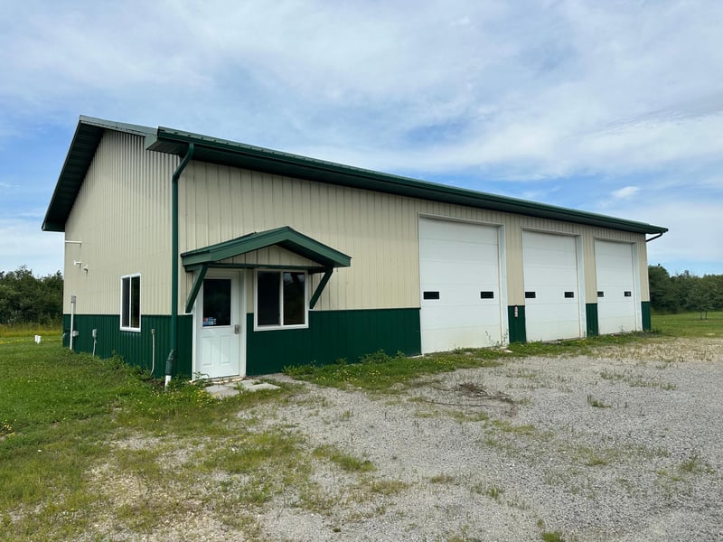 1935 8th St NW, Baudette, MN 56623
