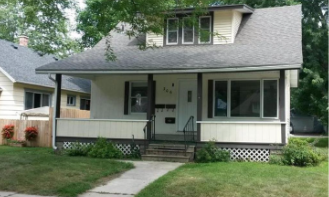 306 10th Ave NE, Rochester, MN 55906