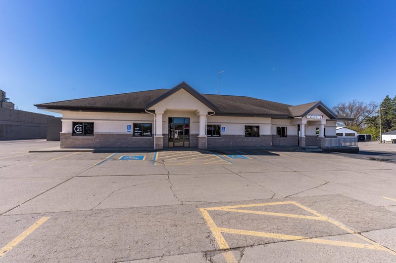 405 W Lincoln Ave, Fergus Falls, MN 56537