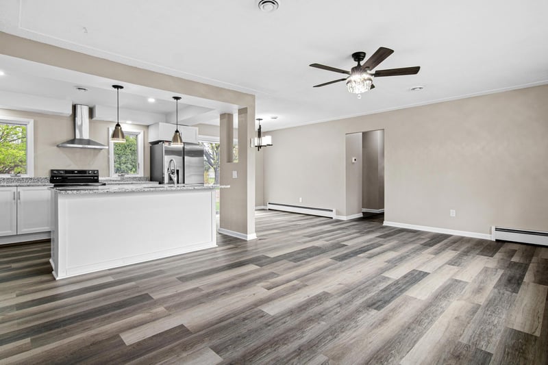 8033 Georgia Ave N, Brooklyn Park, MN 55445