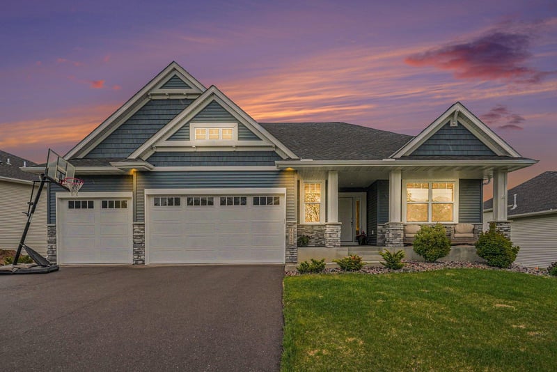19529 York Dr NW, Elk River, MN 55330