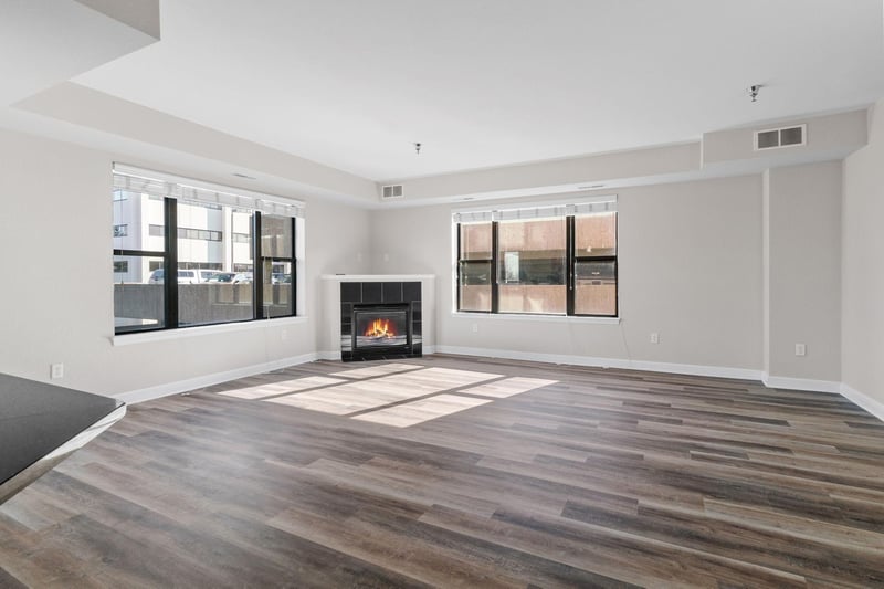 1155 Ford Rd #201, Saint Louis Park, MN 55426