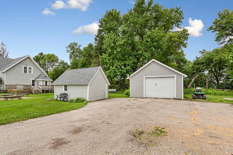 15041 State Highway 30, New Richland, MN 56072