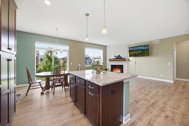 13208 Deerwood Ln N, Dayton, MN 55327