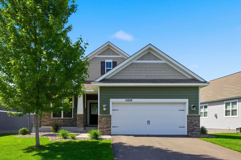 13208 Deerwood Ln N, Dayton, MN 55327