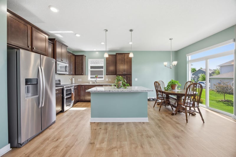 13208 Deerwood Ln N, Dayton, MN 55327