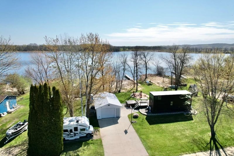 36618 Pine Lake Rd, Avon, MN 56310