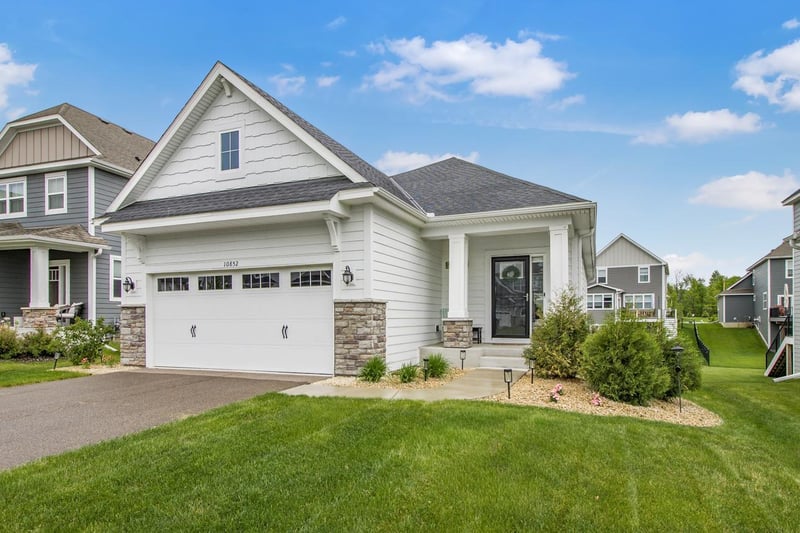 10852 Harbor Ln N, Maple Grove, MN 55369