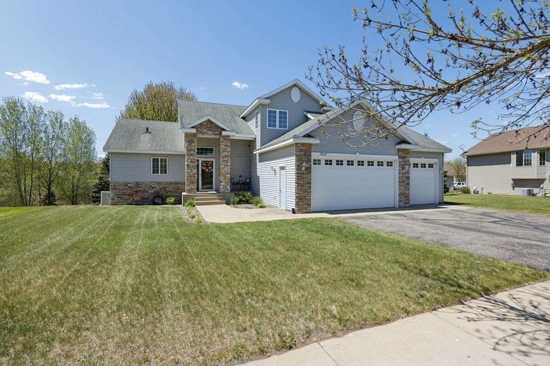3007 Crescent Ridge Trl, Saint Cloud, MN 56301
