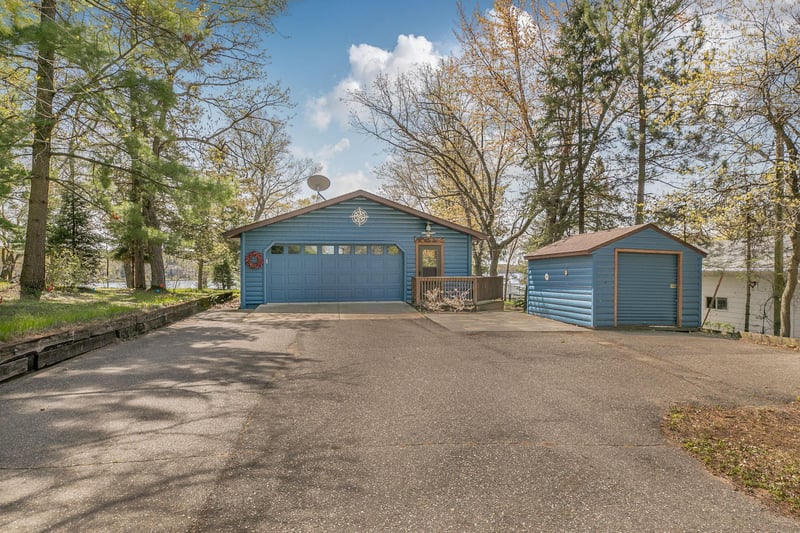 11745 42nd St SE, Clear Lake, MN 55319