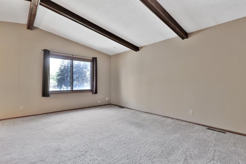 1282 Bridle Path Ct, White Bear Twp, MN 55110