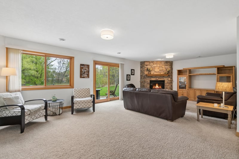 1770 Partridge Pl, Centerville, MN 55038