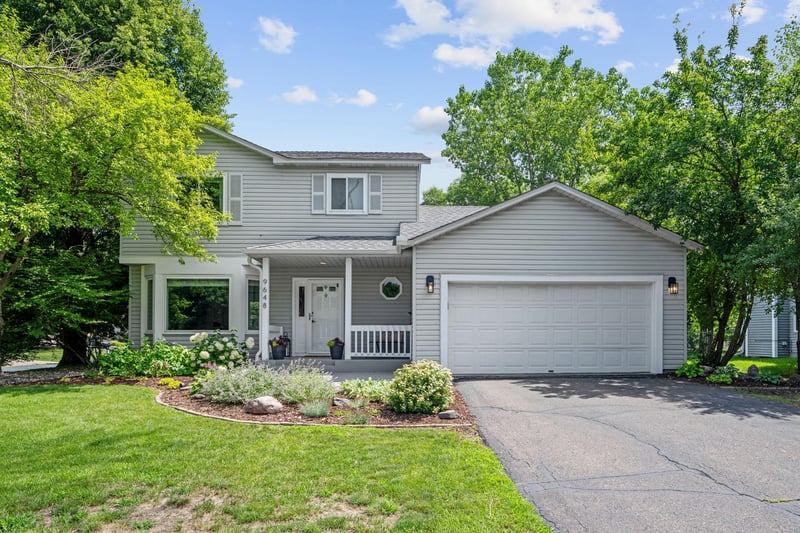 9648 Quantico Ln N, Maple Grove, MN 55369