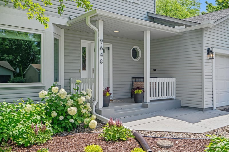 9648 Quantico Ln N, Maple Grove, MN 55369