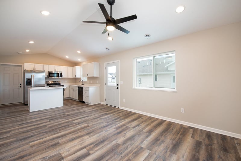 3111 Scotch Ln, Mankato, MN 56001
