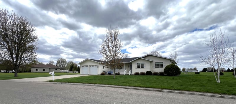 246 E Skyline Dr, Granite Falls, MN 56241