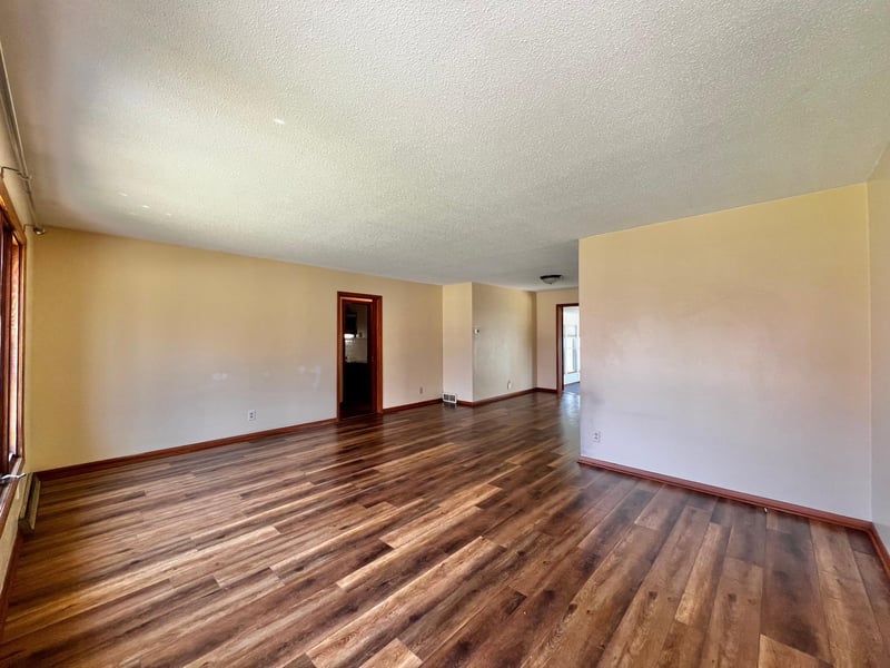 1069 15th St, Granite Falls, MN 56241