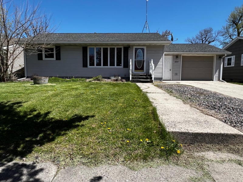 1069 15th St, Granite Falls, MN 56241