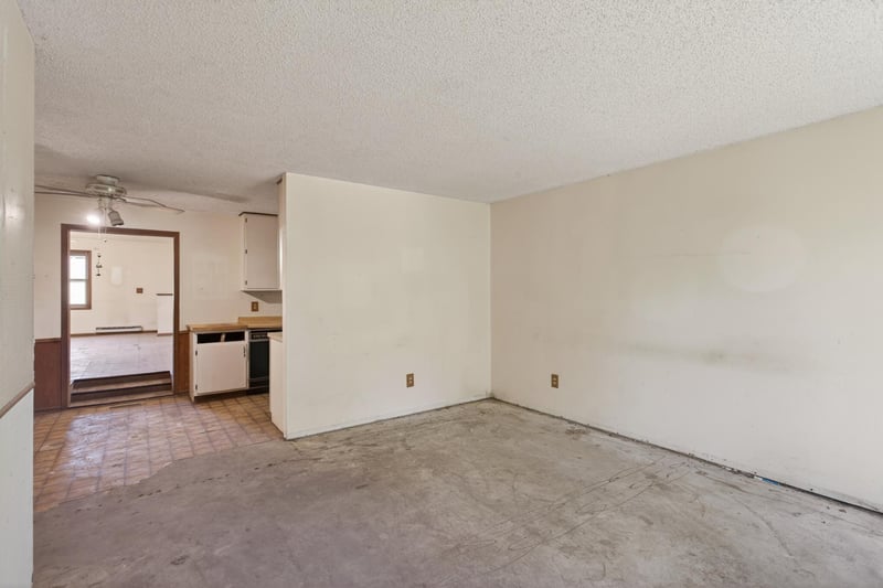 15105 Dunbar Ct, Apple Valley, MN 55124