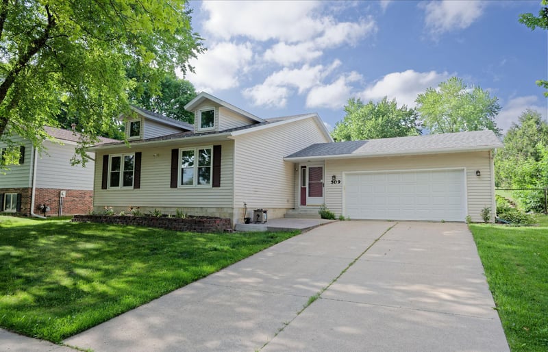 509 Meadow Run Dr SW, Rochester, MN 55902