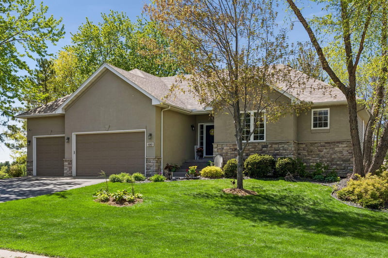 4985 Pine Ln, Eagan, MN 55123