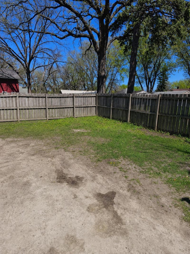 301 4th Ave NE, Waseca, MN 56093