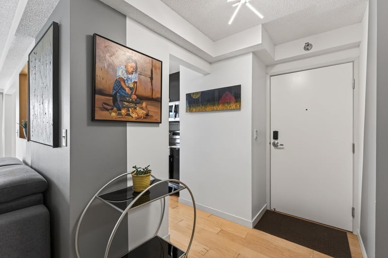 50 Groveland Ter #C208, Minneapolis, MN 55403
